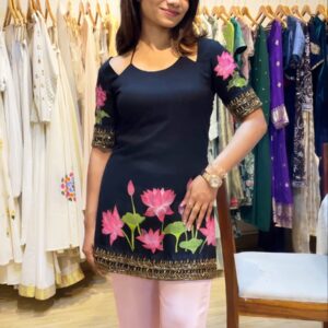 LOTUS HAND-PAINTED TOP